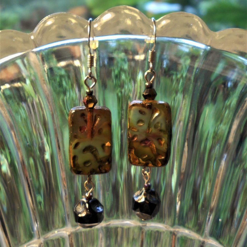 earrings glass beaded